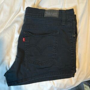 Y2K Lowrise Levi’s Shorts